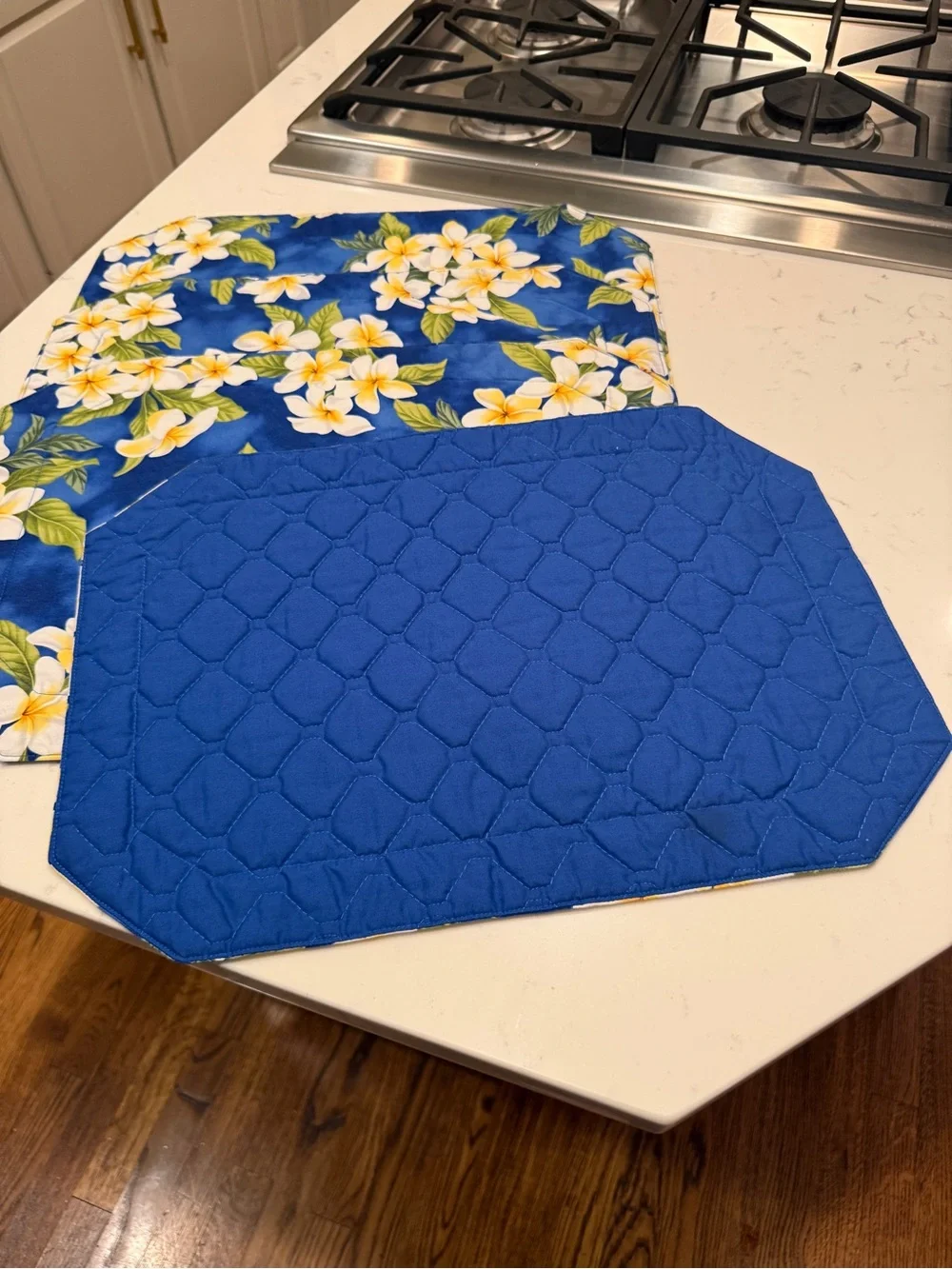 Tropical Plumeria Floral Reversible Quilted Placemats Blue Set of 4